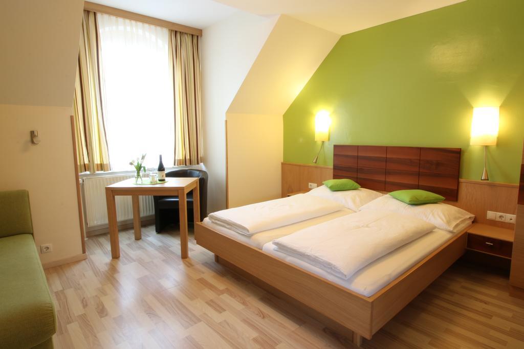 Pension Joseph Haydn Podersdorf am See Exterior foto